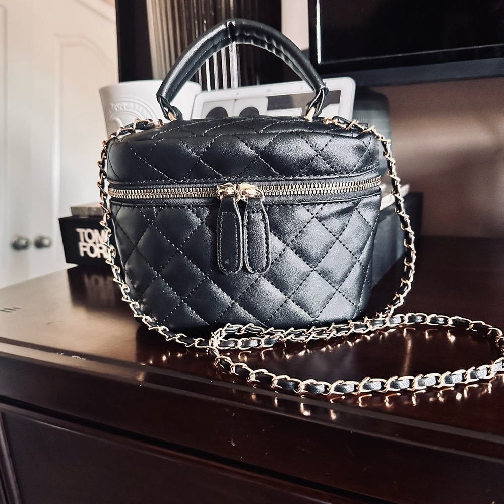 Mini Quilted Vanity W/ Strap